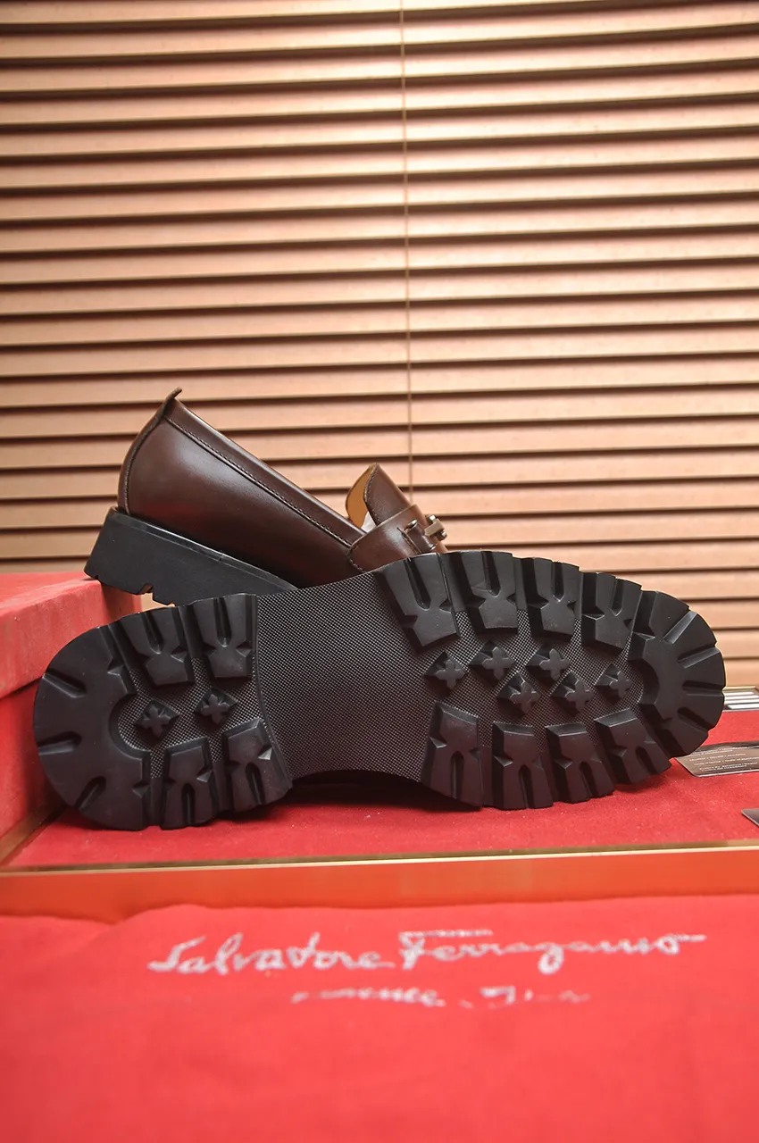 Men's shoes 💰500💶[Ferragamo/Ferragamo] The latest model in the counter. Original imported high-quality cowhide with open edges + imported 🐂 water-dyed cowhide lining + original luxury metal buckle + original combined outsole. Comparison without pressure 38--45 (45 is custom-made and cannot be returned or exchanged)